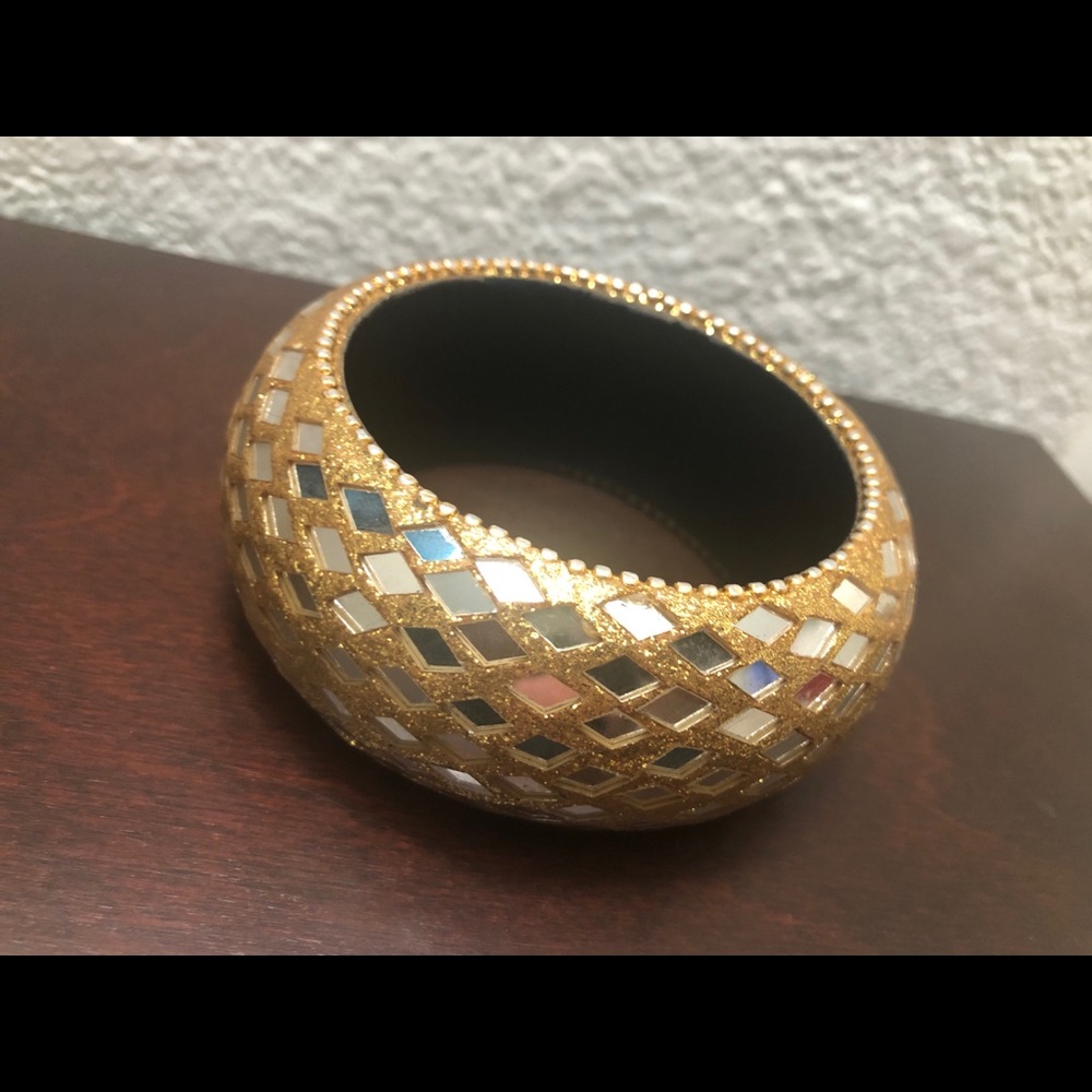 Gold Bangle - Picture 2 of 4